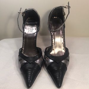 Cathy by Cathy Jean pointy toe pumps